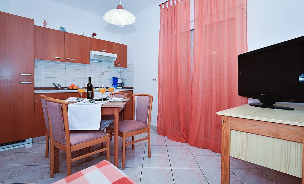 Apartments Lucija Sukošan Zewnętrze zdjęcie